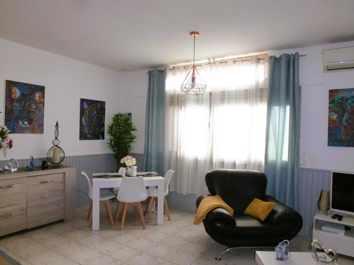 Le Chat Botte Perpignan Luaran gambar